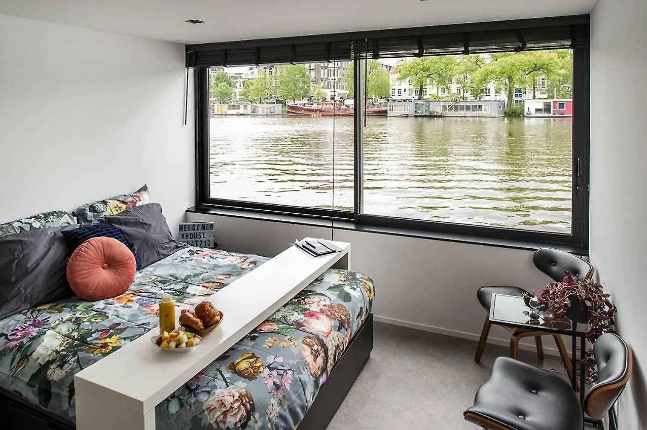 Houseboat Amsterdam - Room With A View Bed & Breakfast